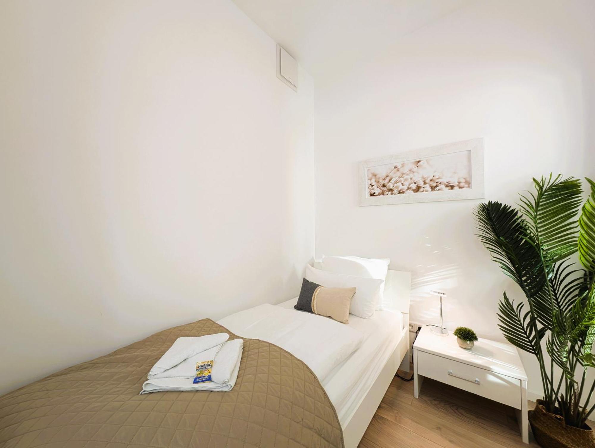 Bohnapartments - Nordkap-Suiten - Gratis Parkplatz - Moderner Neubau - Erdgeschoss - Fussbodenheizung Эрфурт Экстерьер фото